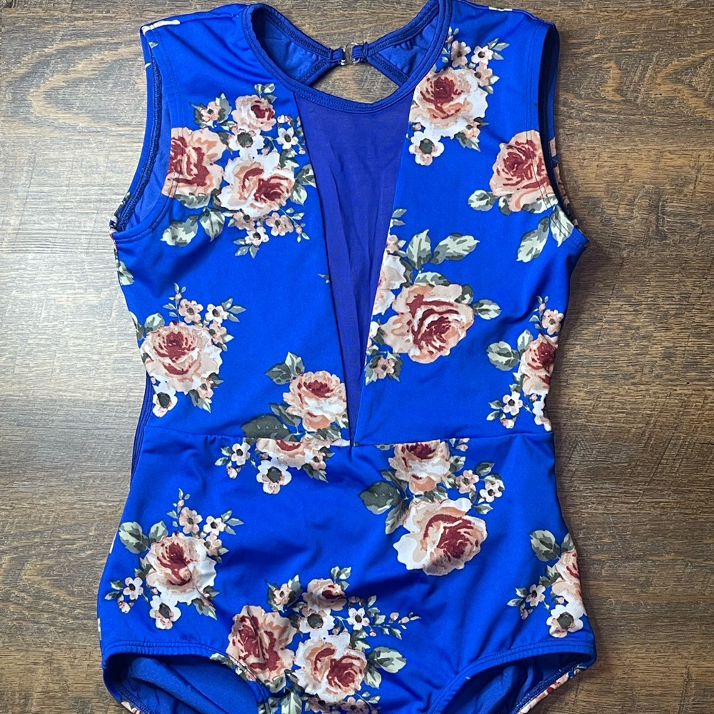 Chelsea B leotard
